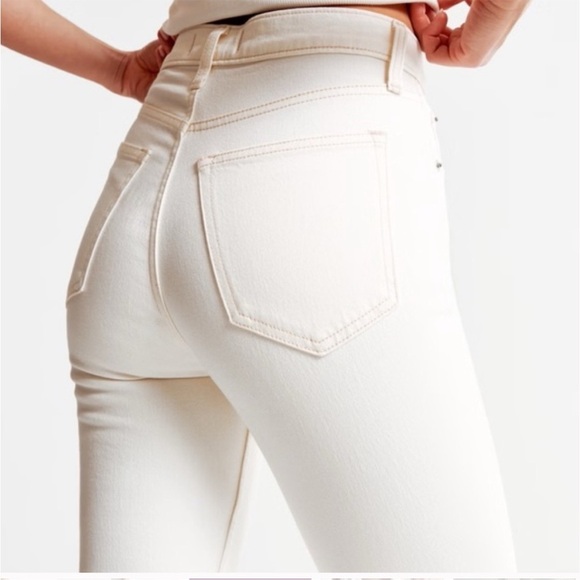 A&F Ultra High Rise Ankle Straight Jean in White, Ecru - Picture 2 of 11